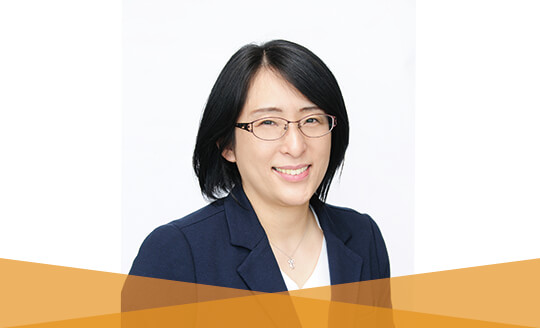 望月 由美子氏