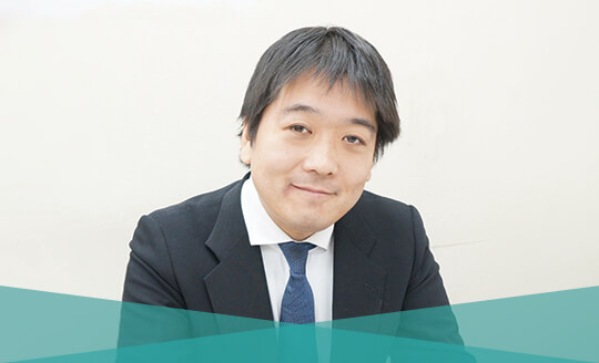 筑間 彰 氏
